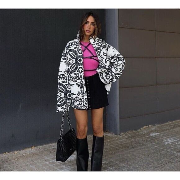 NWT Zara Blogger’s Favorite Printed Quilted Oversized Sweatshirt Jacket, Medium - Picture 3 of 16